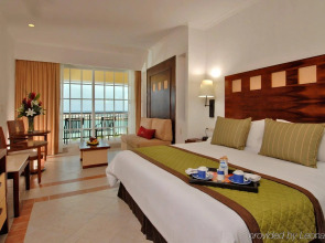 Hotel Marina El Cid Spa & Beach Resort All Inclusive