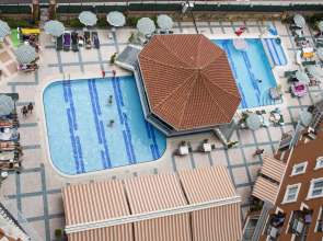 Villa Moonflower Apart Hotel