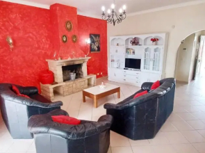 Villa Paraiso Spacious and Central To enjoy best beaches AC WIFI GARDEN POOL