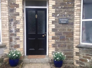 Trelawney House