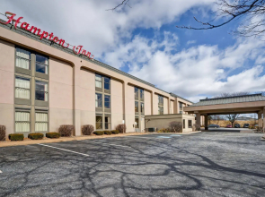 Hampton Inn State College
