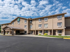 Allegheny Inn & Suites