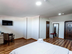 Garden House Mini Hotel