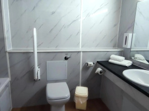 Britannia Sachas Hotel