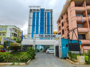 Capital O 1710 Hotel The Supreme