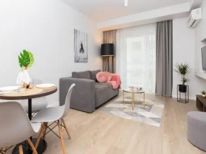 Platinum Towers by Autobudget Apartments