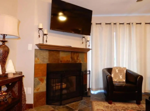 #211 1br Condo across from Park City Resort