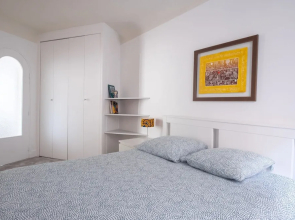 Classical-parisian Apartment on Canal Saint Martin