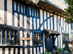 Greyhound Cottage