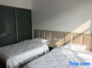 Guangfu Jiayin Hotel