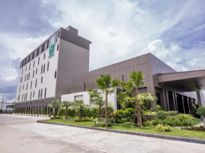 The Crystal Hotel Buriram