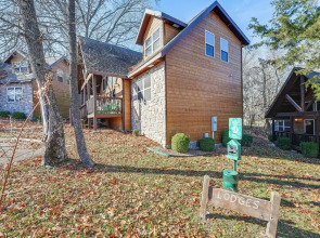 Families Welcome! Branson Resort-style Getaway