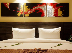 R-Mar Resort and Spa