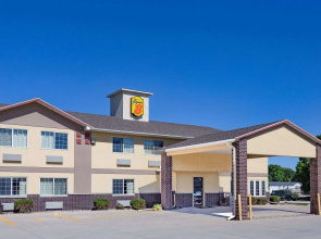 Super 8 by Wyndham Emmetsburg