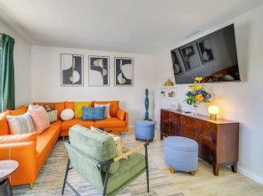 Albuquerque Retreat w/ Hot Tub - Central Location!