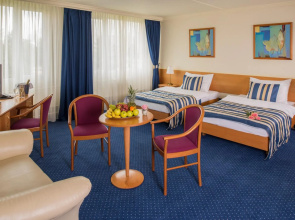 TOP HOTEL Praha & Conference Centre
