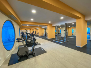 Kresten Royal Euphoria Resort