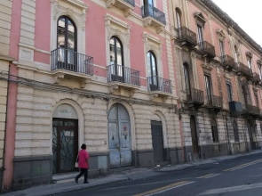 Homely Catania