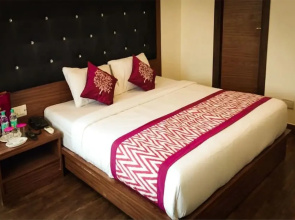 Star Holiday Inn by Nexstay