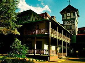 The Historic Redstone Inn