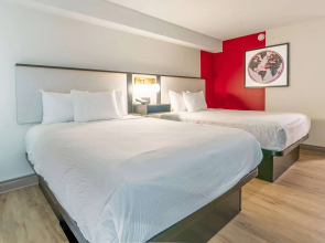 Ramada by Wyndham Kingston