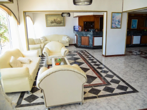 Plan B El Montazah Hotel