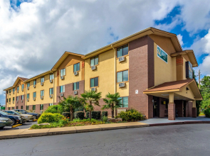 Quality Inn Atlanta Airport - Central