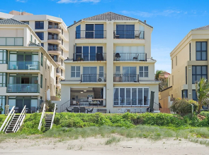 Beachfront Palm Beach Townhouse