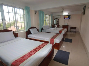 Siem Reap Riverside Hotel