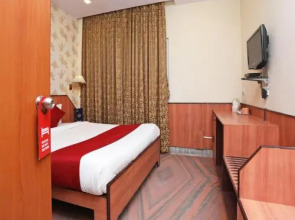 OYO Premium 059 Bishtupur