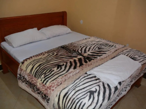 Mtango House Sakina - Hostel