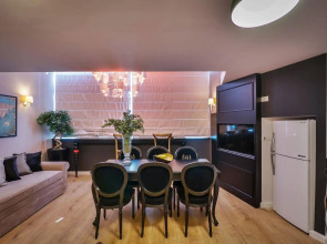 21st Floor 360 Suitop Hotel