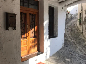 Casa M'Guire