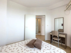Sea View 1 Bed Apartment With Stunning Ocean Views