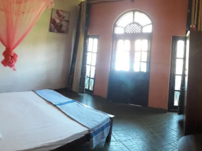 Lilly Palace Villa Guest House