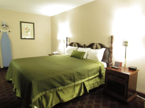 USA Inn and Suites Springfield Ohio