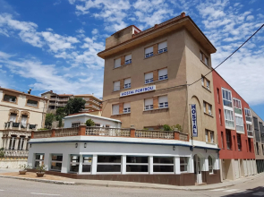Hostal Portbou