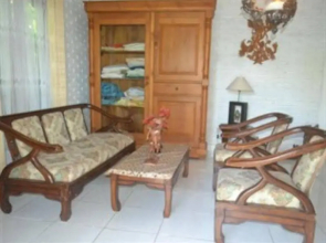 Sembiran Private Guest House