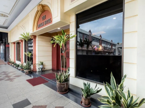 OYO 89735 The Dream Hotel