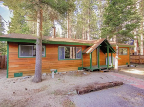 Whispering Pines Cabin - Family and pet Friendly Abode