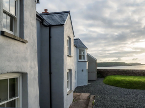 Brook Cottage Green - 2 Bedroom - Dale