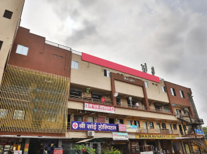OYO 16675 Hotel Shri Krishna Inn