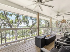 Lakefront, Private 3br, Dog-friendly Rental