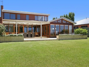 Lake House 61 Mulwala