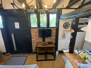 Windsor / Ascot / Bracknell Beautiful Barn