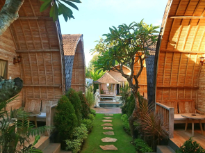 Wana Shanti Villa by Madhava