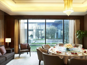 Four Points By Sheraton Langfang, Guan