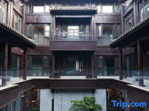 Lang ya Celebrity Hote