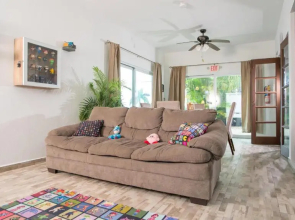 2 bdr with private pool- Suite #4 at 413