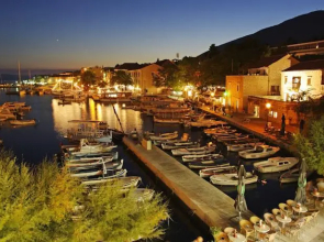 Old Town Bol Accommodation